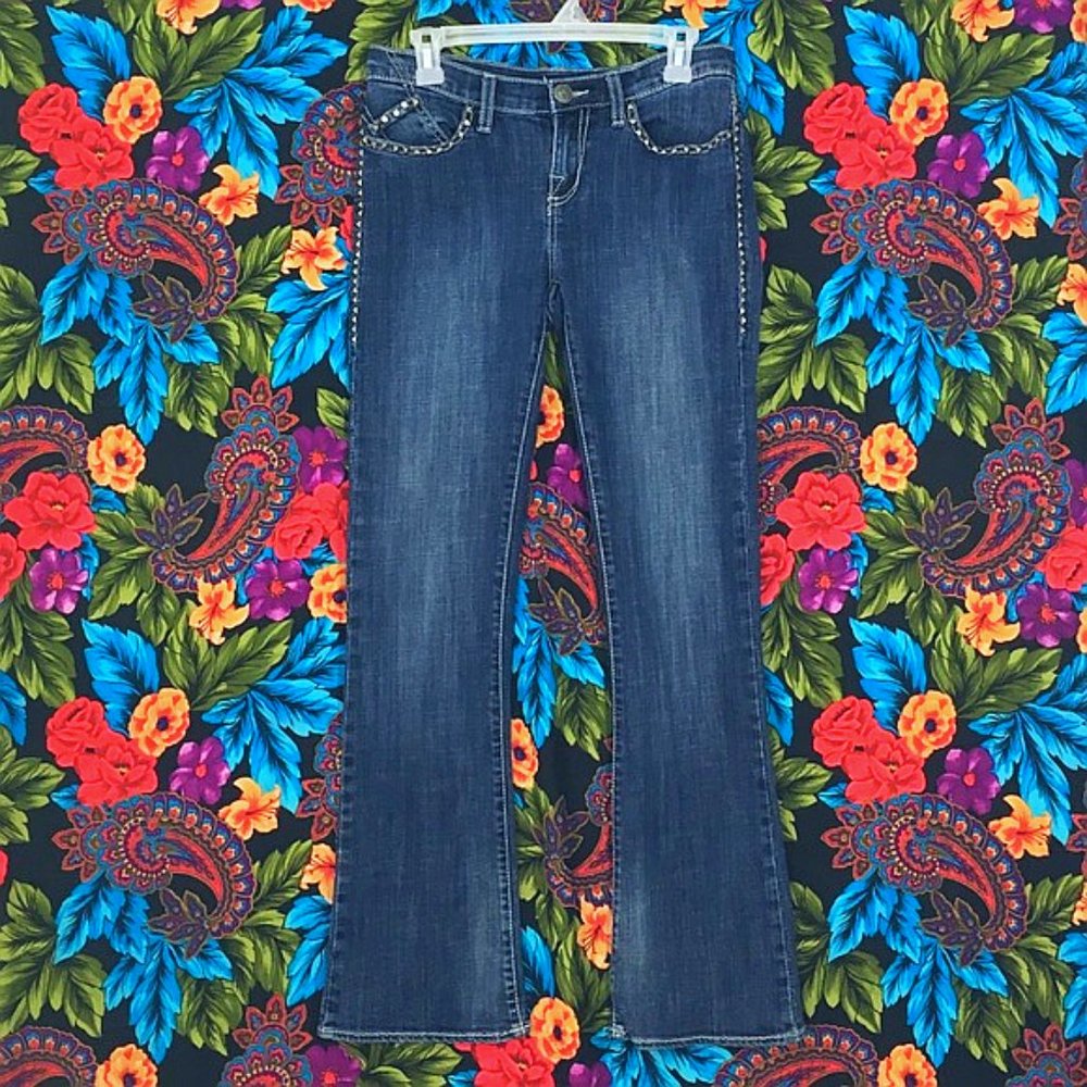 WOMEN’S ROCK AND REPUBLIC JEANS STUDDED BOOTCUT WOMENS SIZE 6 BLUE JEAN PANTS